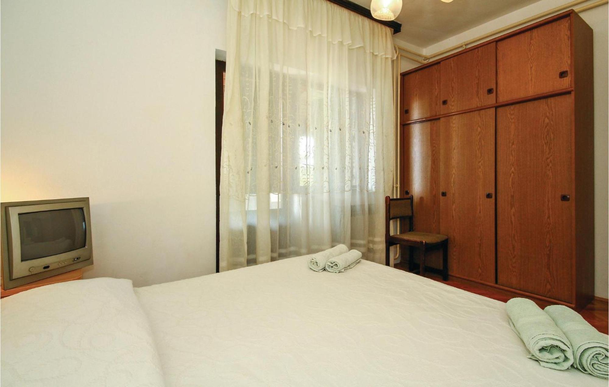 Beautiful Apartment In Porec With Wifi Екстериор снимка